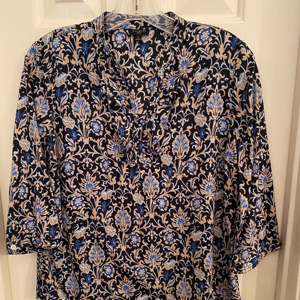 Talbots ruffled v-neck shirt size SP